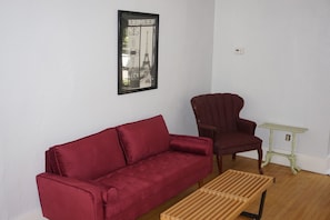 Lobby sitting area - Charlevoix House - The Northside (Charlevoix)