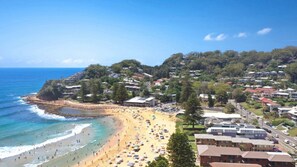 Beach - The Edge - 3 Min Flat Walk to Beach & Cafes (AVOCA BEACH)