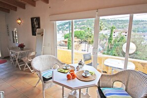 Dining - Beach studio with sea views in Port de Soller (Port de Sóller)