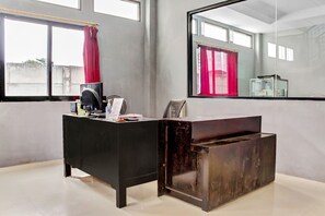 Interior - Super OYO 3903 Sweethome Syariah Guesthouse (Banjarbaru)