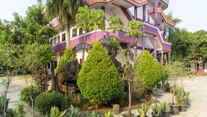 Unclassified image, 3 of 34, button - Spot ON 3978 Hotel Danau Indah (Bekasi)