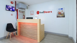 Lobby - Reddoorz Near Zobel Roxas (Makati)