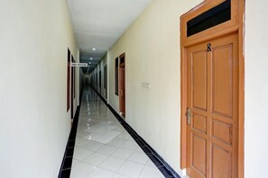 Interior - Super OYO 3767 Permata House (Jakarta)