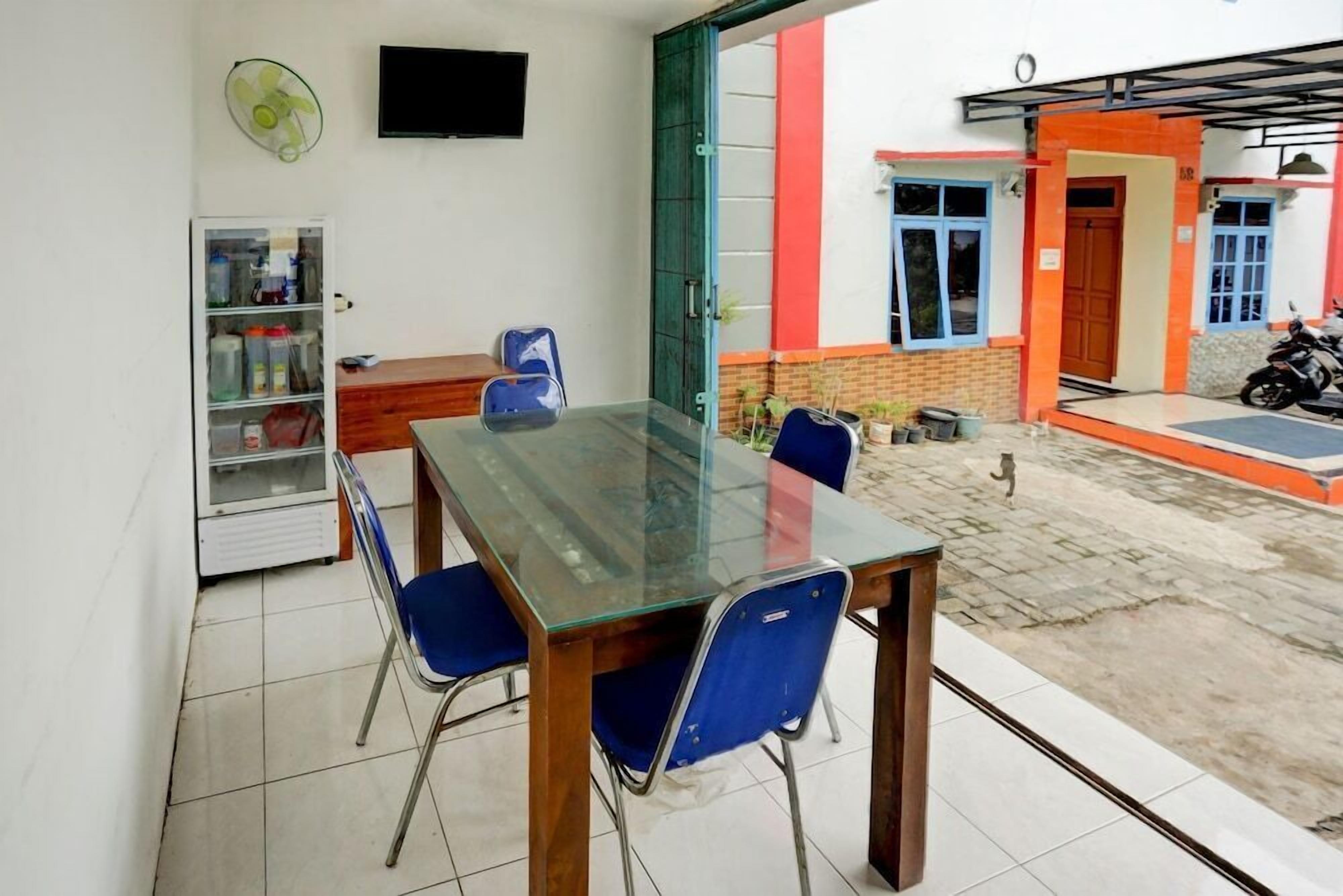 Tempat makan outdoor