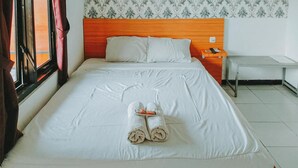 Unclassified image, 4 of 33, button - OYO 3895 D'luck Homestay (Sidoarjo)