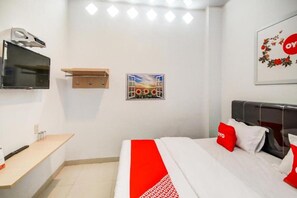 Room - OYO 89995 Damai Guest House (Kabanjahe)