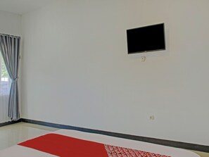 Room - Super OYO 3841 Wisma 25 (Cilacap)