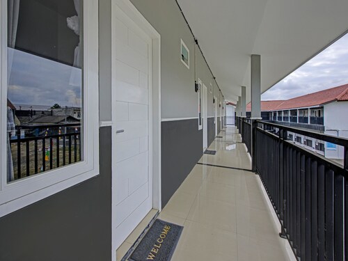 Super OYO 3841 Wisma 25