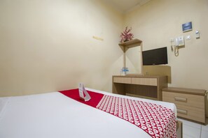 Room - OYO 3755 Sweet Home (Jakarta)