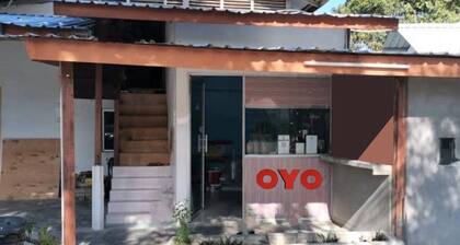 OYO 90176 D'cruz Sunrise Villa