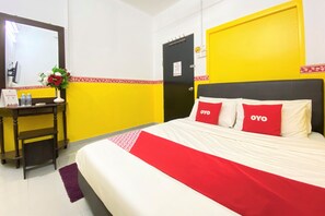 Standard Double Room | Free WiFi, bed sheets