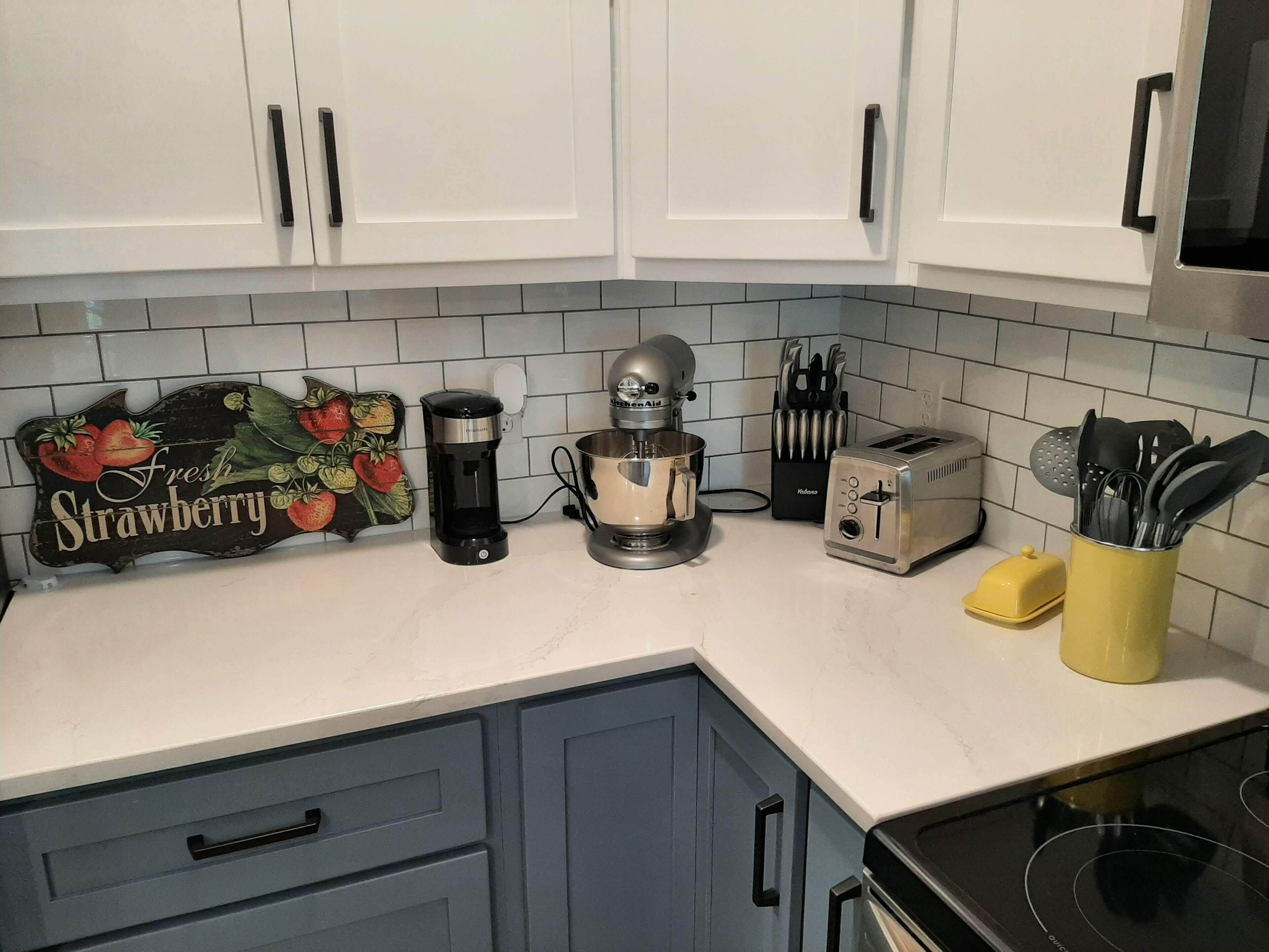 Recently remodeled Nauvoo home, 7 acres on the river