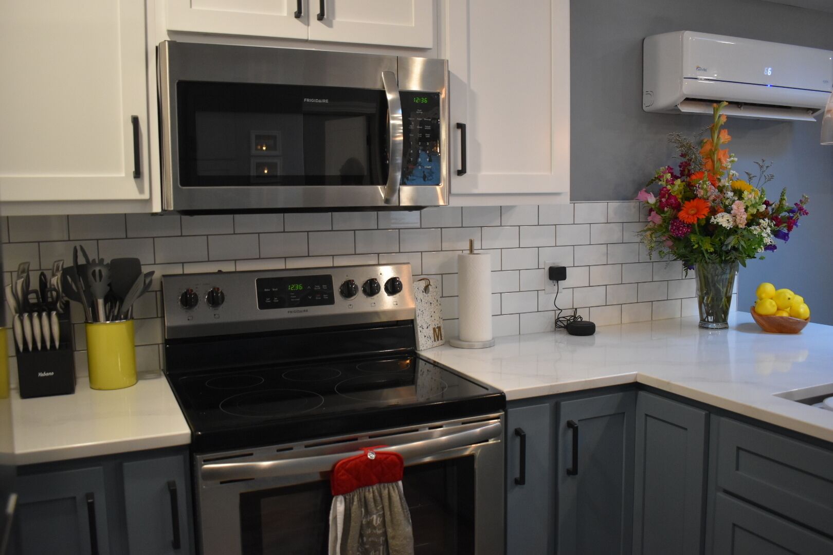 Recently remodeled Nauvoo home, 7 acres on the river