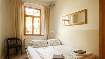 2 Schlafzimmer, Bügeleisen/Bügelbrett, Reisekinderbett, kostenloses WLAN