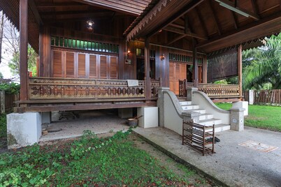 OYO 90256 Rb Beach Homestay