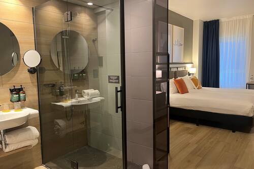 Chambre Standard, 2 lits une place