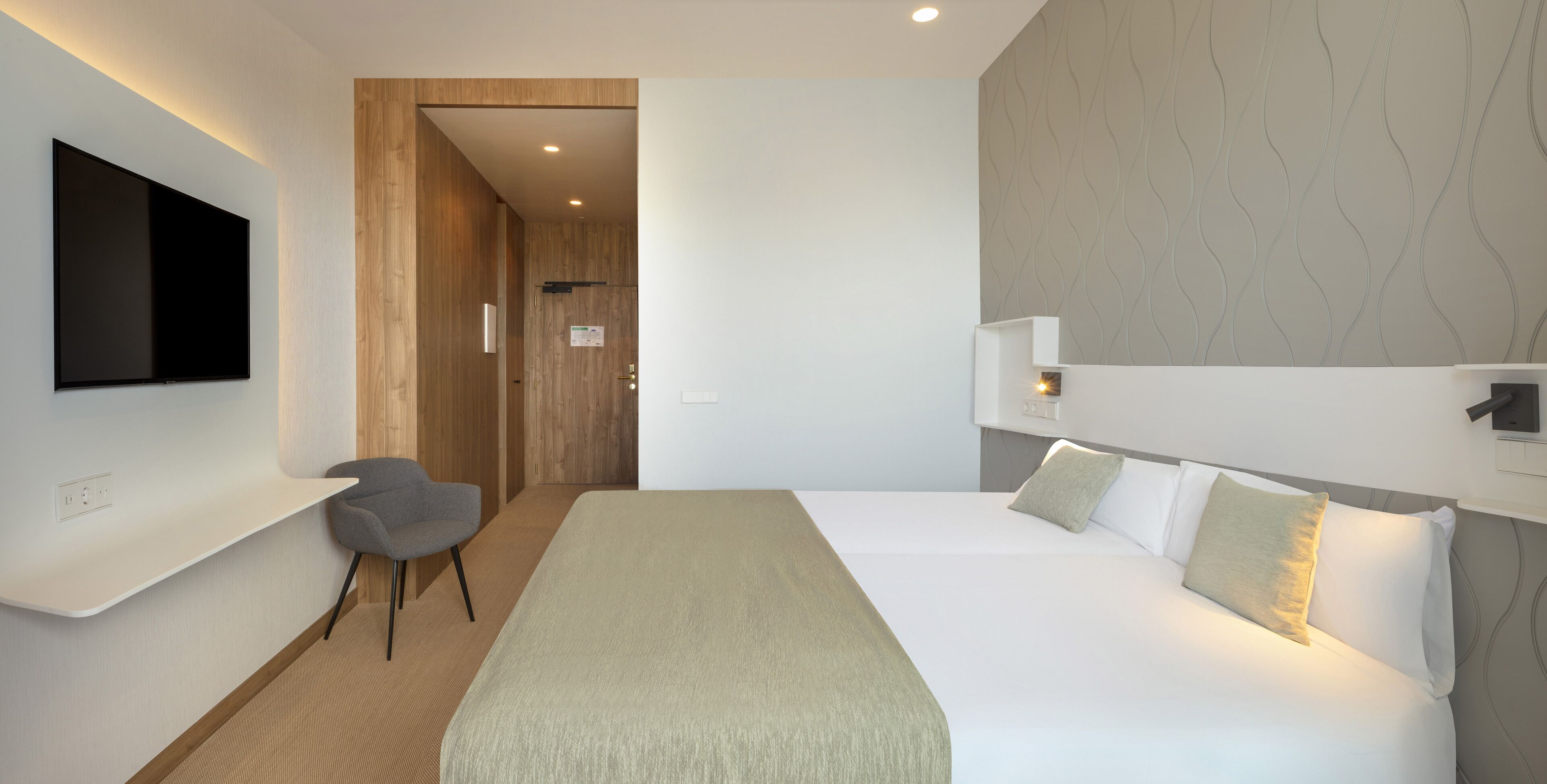 in-room safe, desk, laptop workspace, soundproofing