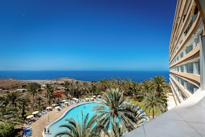 Apartment 6 people- 2 bedroom - Pool View | Vista do quarto