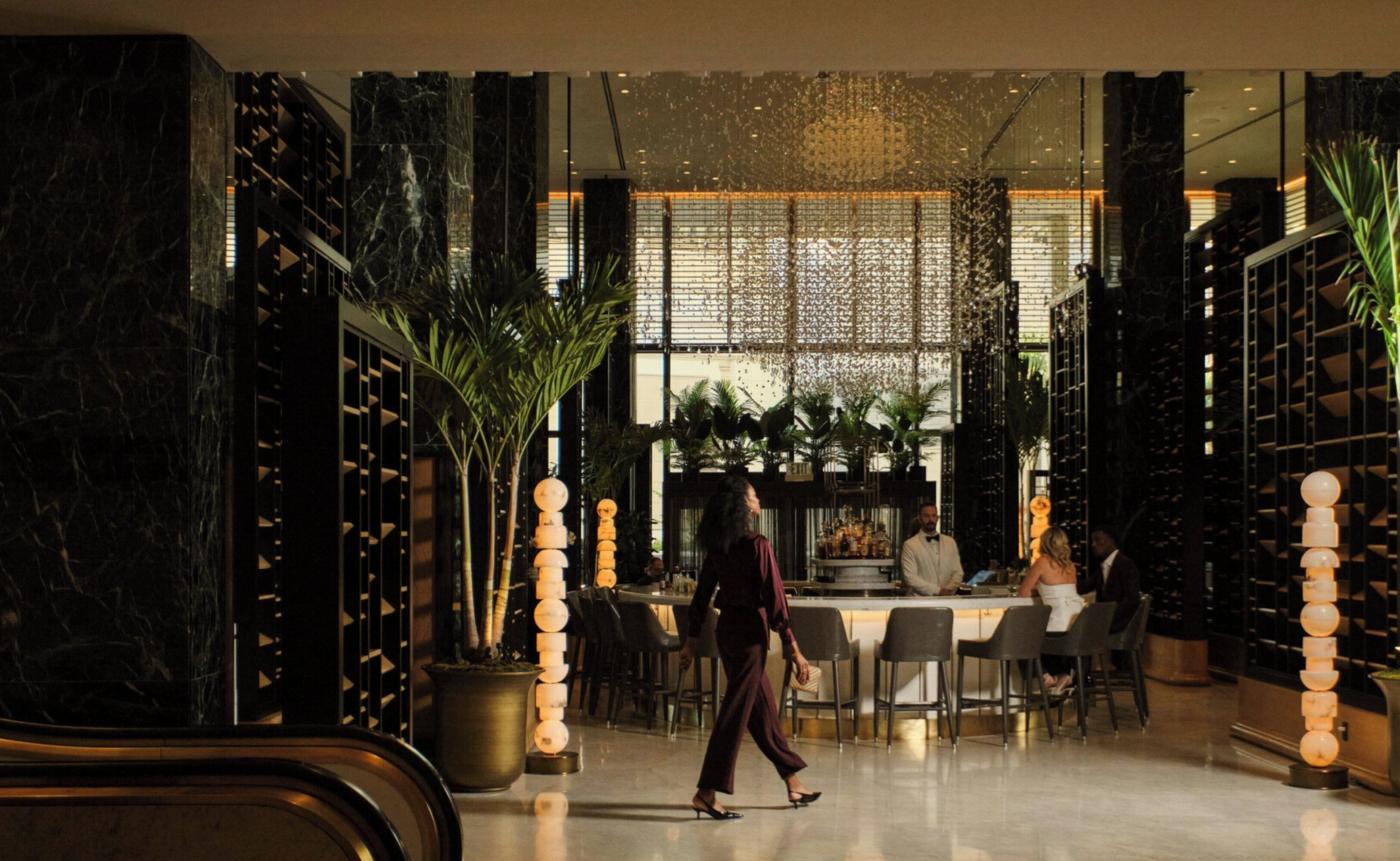 Photo - Four Seasons New Orleans Hotel 