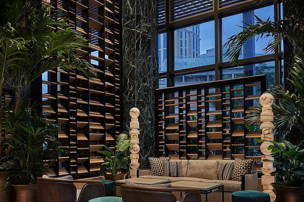 Four Seasons Hotel New Orleans