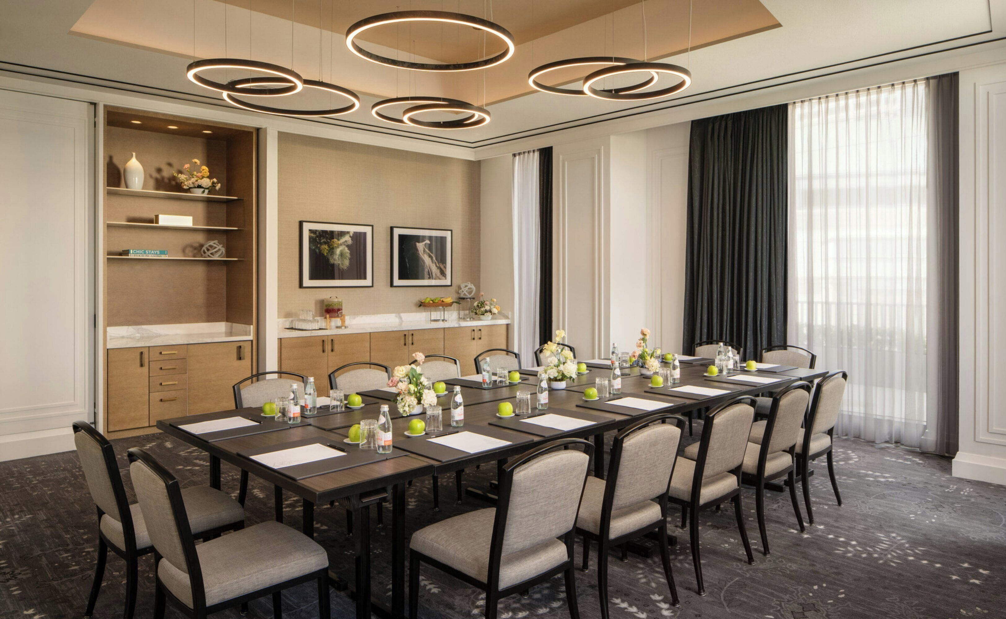 Photo - Four Seasons New Orleans Hotel 