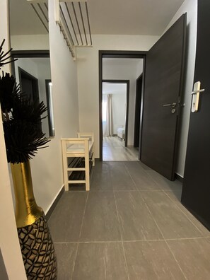 公寓, 2 间卧室 | 高档床上用品、羽绒被、记忆海绵床垫、客房内保险箱