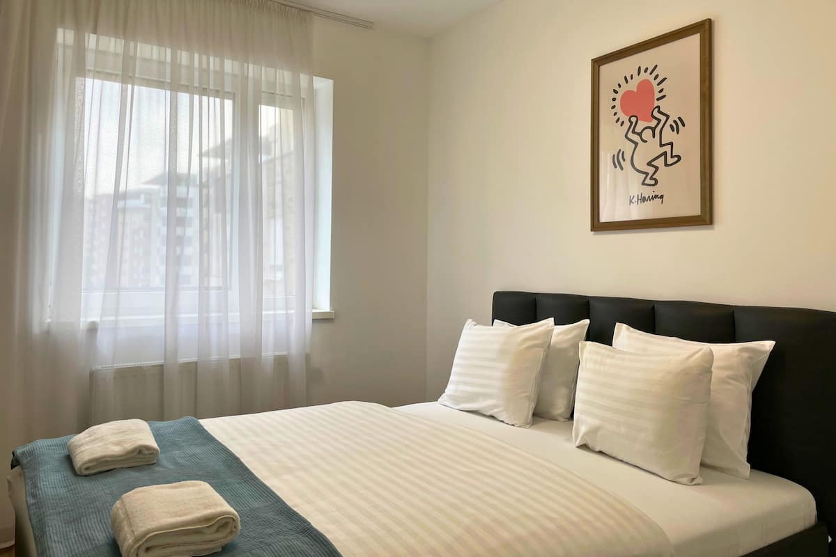 Apartment, 2 Bedrooms | 1 bedroom, premium bedding, down duvets, memory-foam beds