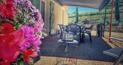 Gßte familial avec climatisation et vélos, prÚs de Neuvic