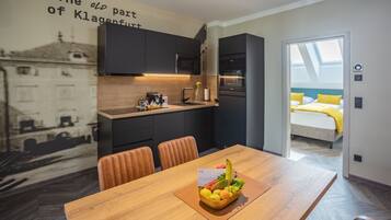 Superior Apartment, Non Smoking (inklusive Cleaning Fee EUR 89) | Eigene Küche | Espressomaschine, Wasserkocher mit Kaffee-/Teezubehör, Wasserkocher
