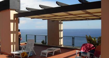 Casa Viola With Shared Pool sea View