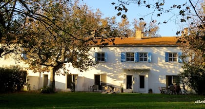 LE CHIPOT character gite in an authentic Camargue farmhouse