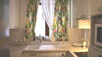 Suite (Two Bedroom Suite) | Bathroom | Towels