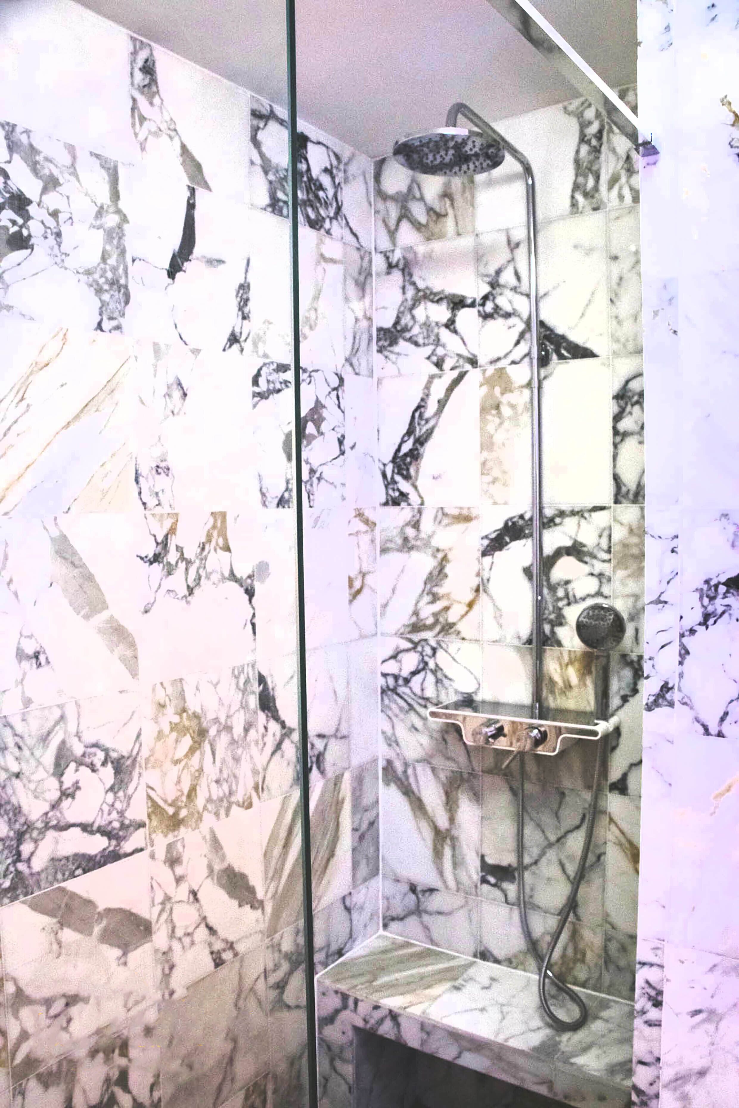 Suite (Two Bedroom Suite) | Bathroom
