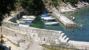 Beach - Apartment for 3 Persons Near the Beach (Cres)