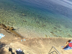 Beach - Apartment for 3 Persons Near the Beach (Cres)