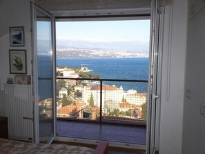 View from property - Apartment for 2 Persons Near the Beach (Opatija)