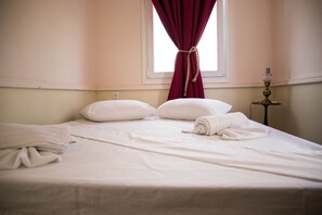 2 Schlafzimmer, Bügeleisen/Bügelbrett, Bettwäsche