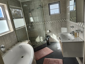 Maison, 2 chambres, fumeur, patio | Salle de bain | Savon