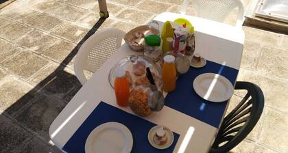 Room in Guest Room - Private Room and Breakfast