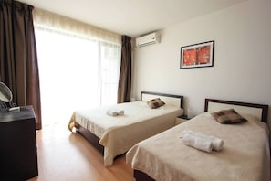 Apartment, 2 Bedrooms, Patio, Garden View | 3 bedrooms