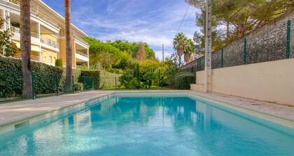 Golfe Juan - 4 Personnes - Piscine - Parking Privé