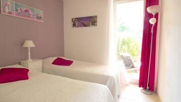 2 chambres, fer et planche Ă repasser, Wi-Fi, draps fournis