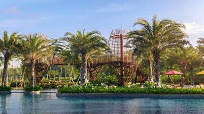 Three-bedrooms, Oakwood Apartments Pik Jakarta