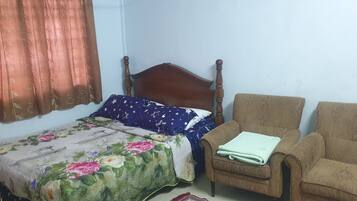1 bedroom, iron/ironing board