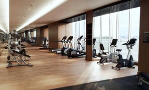 Fitness facility - Two-bedroom Executive Serviced Apartment Oakwood Suites La Maison (Jakarta)