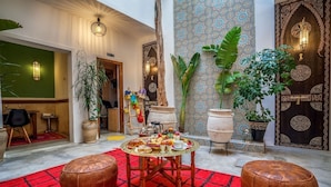 منوع