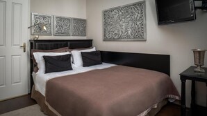 Apartment, 1 Bedroom, Terrace | 1 bedroom, iron/ironing board, bed sheets - Comfy Apartment in Berlin (Berlin)