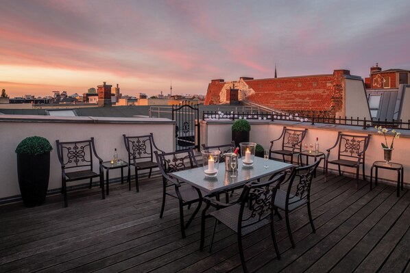 Apartment, 1 Bedroom, Terrace | Outdoor dining