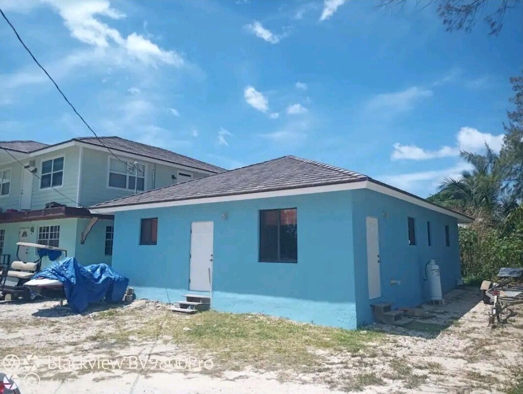 House, 2 Bedrooms, Smoking, Patio | Property entrance