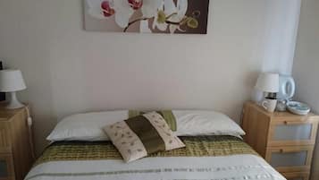 Room, 1 Bedroom, City View | 1 bedroom, WiFi